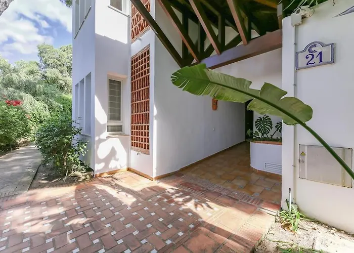 Palm Beachfront * מארבלה
