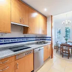 Апартаменты Palm Beachfront *